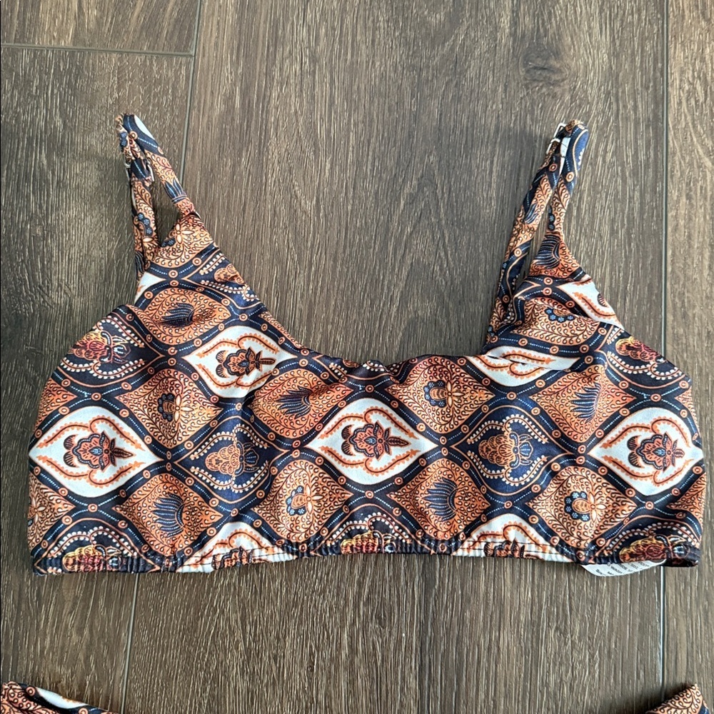 Brazilian Swimwear Bikini Set | Top L Bottom M | Boho Print | Made in Brazil - Picture 4 of 6
